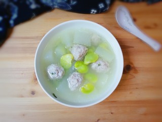 蚕豆冬瓜汆汤圆子,祛湿好汤