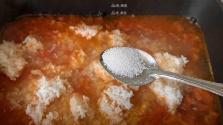 番茄浓汤烩饭,加点盐
