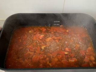 番茄浓汤烩饭,加适量热水