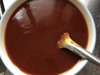 茄汁鲅鱼（高压锅版）,把所有的调味料加少许水放到碗中调成酱汁