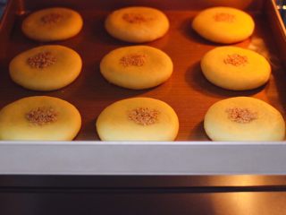 胶东喜饼,放入ACA北美烤箱，进行二次发酵。