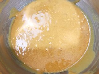 茶点——花生小酥饼,搅拌至砂糖融化