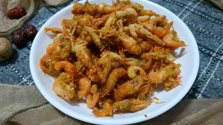椒盐河虾,成品图，外焦里嫩，香酥可口