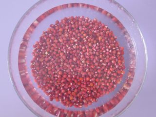红豆馒头卷,红豆提前浸泡2-3小时，也可省略