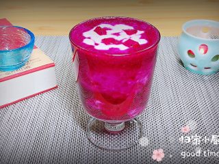 梦幻火龙果酸奶杯,一杯浪漫情怀、梦幻火龙果酸奶杯就做好了！