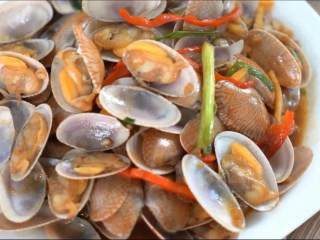 赶快试一下，真的很好吃哦,葱姜炒腰蛤—让你欲罢不能的小海鲜。