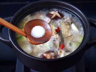 海浮鱼冬瓜冻豆腐煲