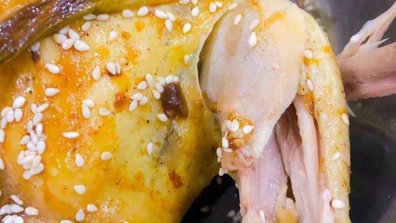 电饭锅盐焗鸡,骨头酥软