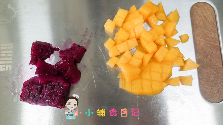 8个月以上奶香水果粒粒面,火龙果、黄桃、芒果切小粒