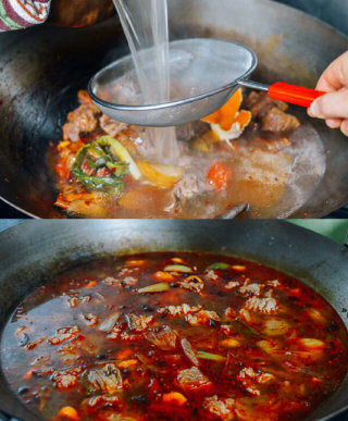 麻辣牛肉面,倒入事先煮好的牛肉汤，加入两片陈皮。