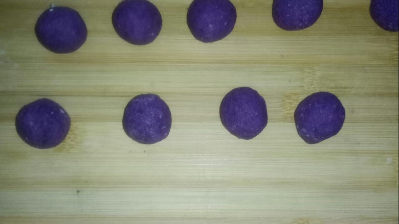 紫薯芝士仙豆糕,全部包好。
