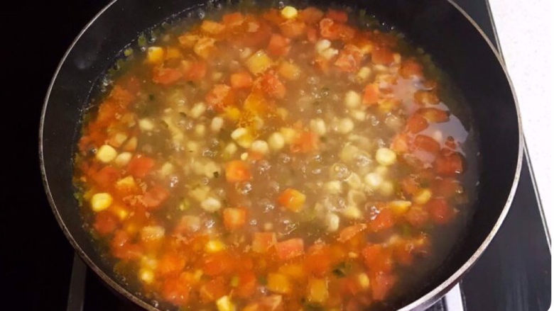 西红柿面疙瘩,烧开后煮5分钟