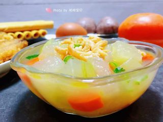 冬瓜虾米汤,冬瓜营养丰富经常食用对身体有益处