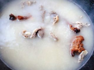 冬至美食+鸭架时蔬汤,炖至汤汁发白营养成分超高