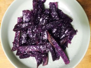 椰蓉紫薯条,雪花飘落