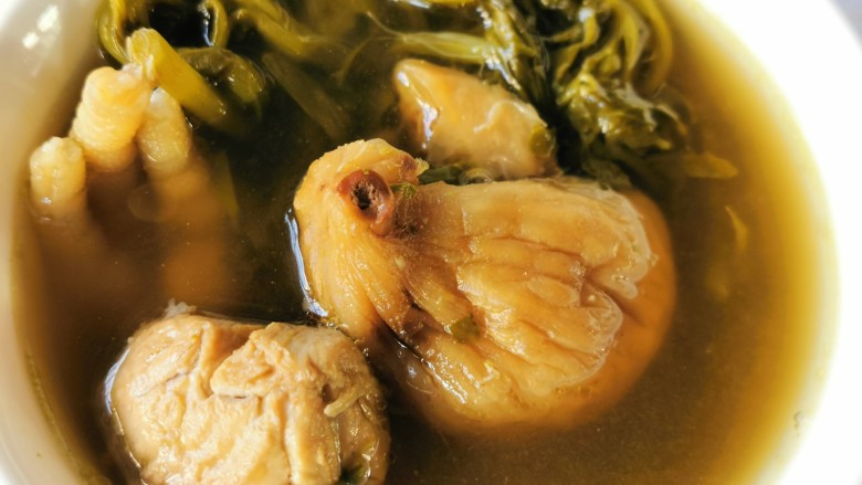 西洋菜凤爪排骨汤（清燥润肺）,西洋菜汤独有的香味非常吸引人，渗入心肺，在秋冬季是南方家庭里熟悉的味道！