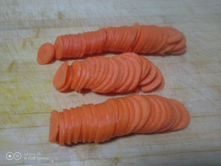 白萝卜、胡萝卜丸子,胡萝卜切片