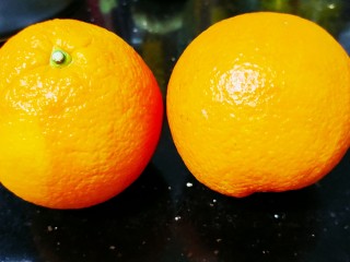 香橙蛋糕卷,准备两个橙子