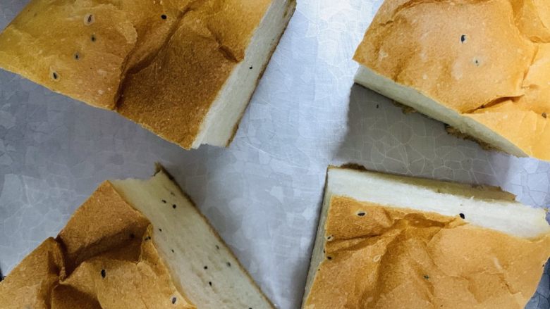 冬至美食—黑芝麻奶酪包,分4个