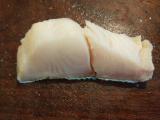 三鲜馄饨,银鳕鱼去皮。