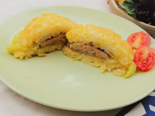 宝宝辅食：鹅肝米饭汉堡。健康低热量，源自北欧，纯净生鲜【小鹿优鲜】,成品图。