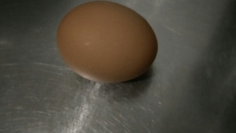 创意鹌鹑蛋,鸡蛋一枚