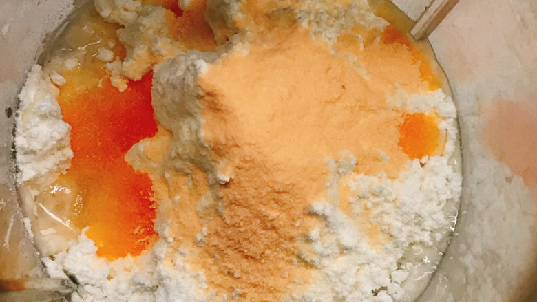 橙香荷兰松饼（猪油版）,用搅拌机打10-15秒。