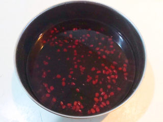 黑米红豆粥,加入冷水
