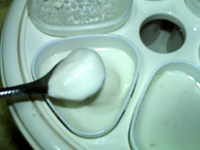 蓝莓酸奶,酵完成，成为凝固的酸奶