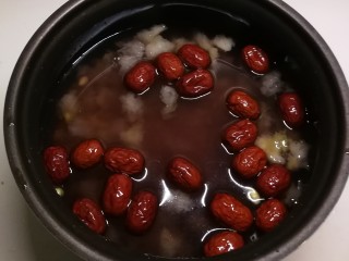 黑米红豆粥,准备工作完成