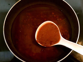 红豆汤圆,加入打好的红豆沙