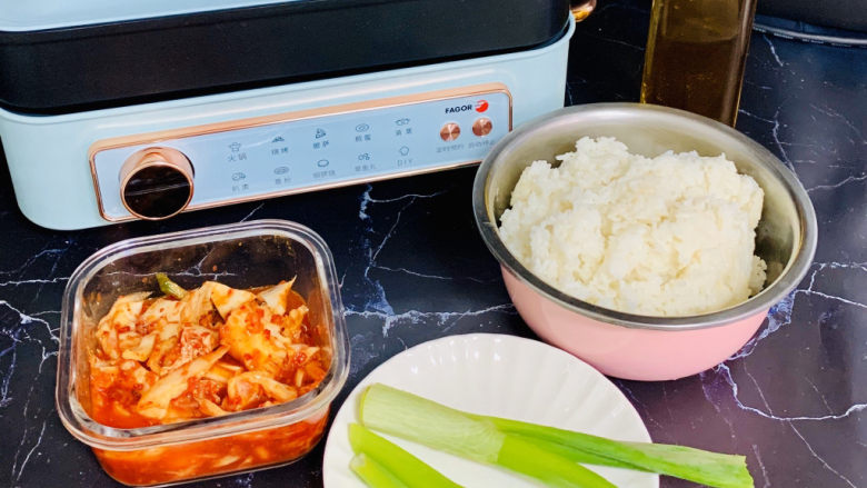 韩式泡菜炒饭,准备材料