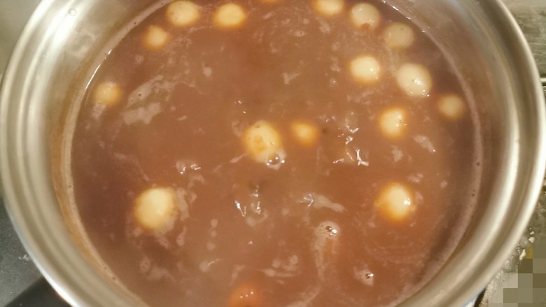 红豆汤圆,煮至汤圆漂浮起来  已经熟了