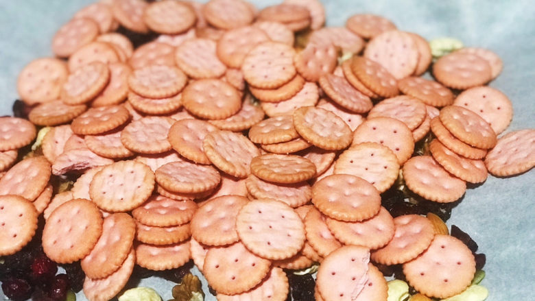 网红粉色雪花酥,加150g饼干