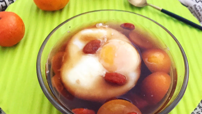 糖水鸡蛋,糖水鸡蛋汤汁清香甘甜，鸡蛋溏心嫩滑，用做早餐或下午茶都可以~