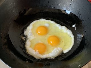 腊肠炒鸡蛋,炒鸡蛋