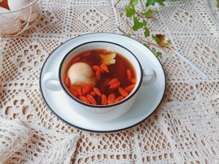 糖水鸡蛋,既补气血又美味甜品汤就可以享用了。