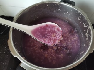 紫薯燕麦粥,完成
