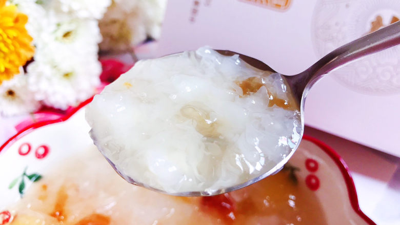 桃胶金燕耳苹果甜汤～提高免疫力佳品,满满的胶原蛋白，营养丰富味道好