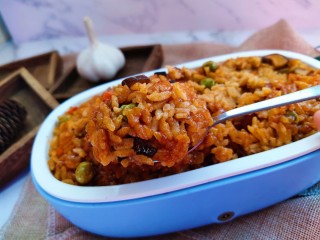 香菇腊肠焖饭,米饭粒粒入味