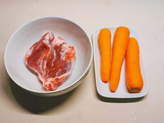 胡萝卜炖羊肉,准备好食材