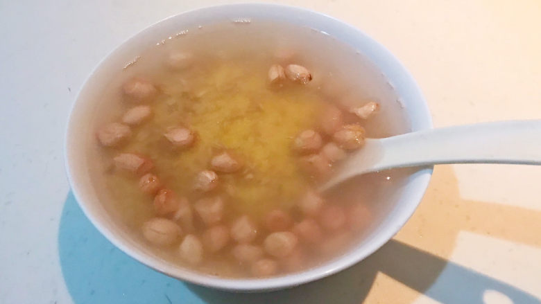 小米红薯粥,加入冷水浸泡30分钟