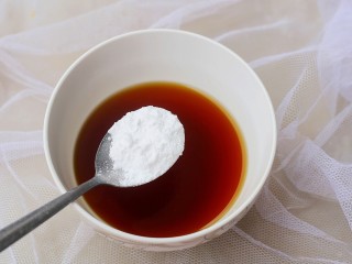 糖醋荷包蛋,1勺淀粉。