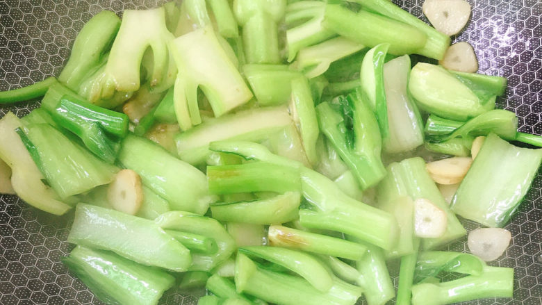 蚝油白菜苔,半熟状