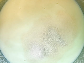 牛肉薄饼,豆浆中加入酵母粉