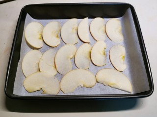 烤苹果片,另一个烤盘