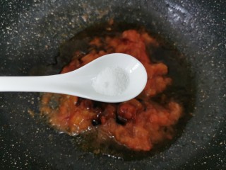 鸡蛋西红柿打卤面,加半勺盐