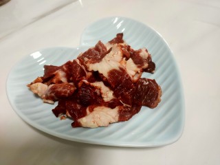 麻辣干锅虾—升级版,牛肉切片