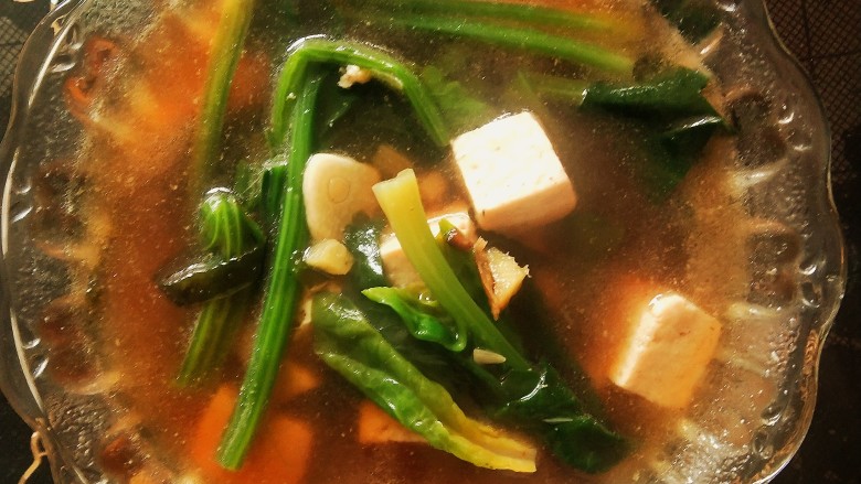 菠菜豆腐汤,成品图。
