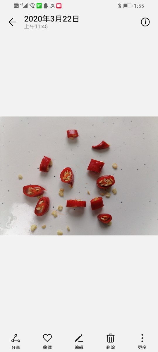 蚝油油麦菜,<a style='color:red;display:inline-block;' href='/shicai/ 62'>辣椒</a>切成丁状
